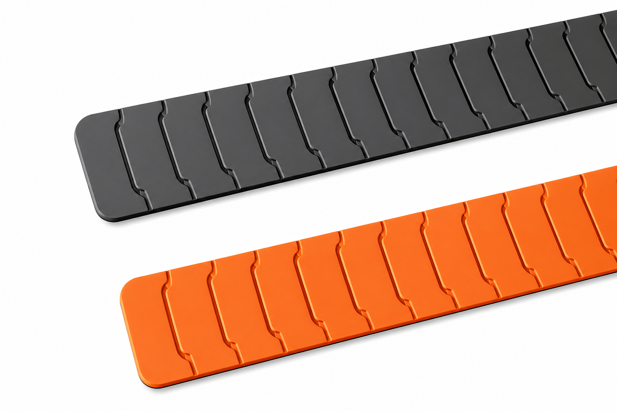 Armour Silicone Magnetic Apple Strap